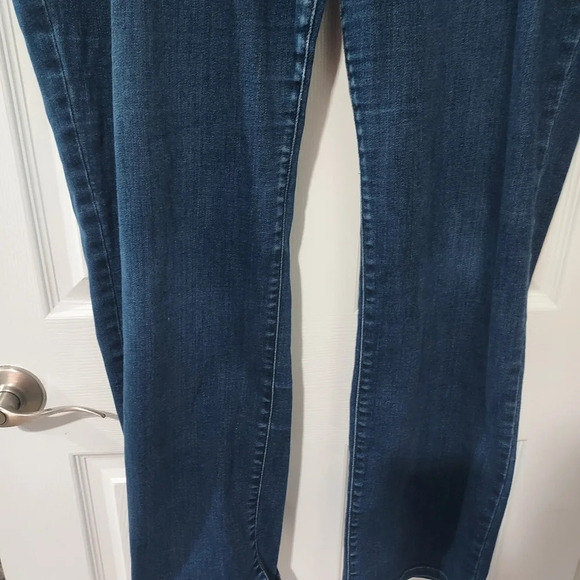 Lane Bryant Dark Wash Mid-Rise Straight Denim Jeans in Size 20 - Picture 4 of 13